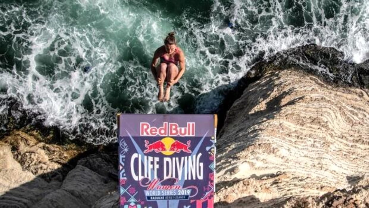 Red Bull Cliff Diving\'de şampiyonlar geleneği Lübnan\'da da bozmadı