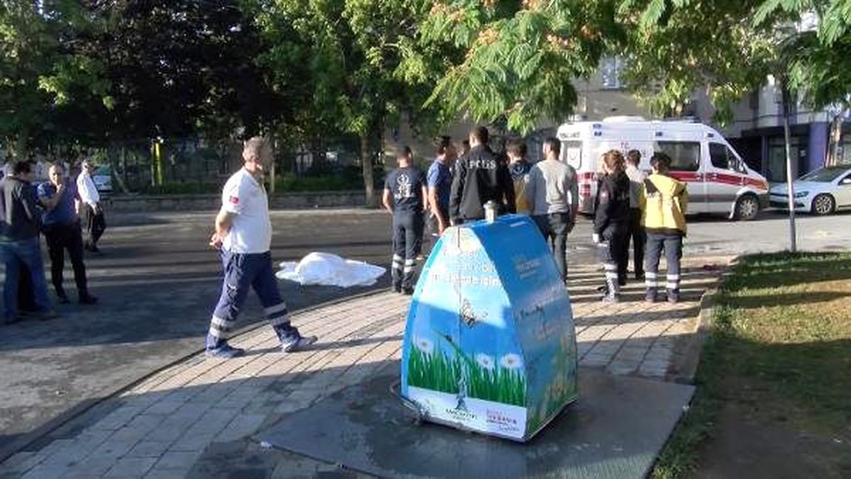 Sancaktepe\'de İETT otobüsü dehşet saçtı: 1 ölü, 3 yaralı (2)
