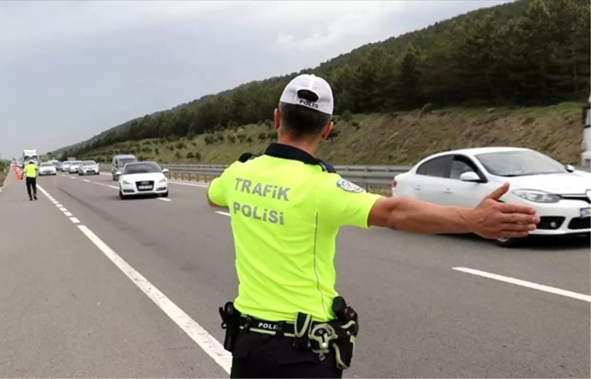 81 ilde düzenlenen \'Trafik\' toplantılarında ilave tedbirler planlandı