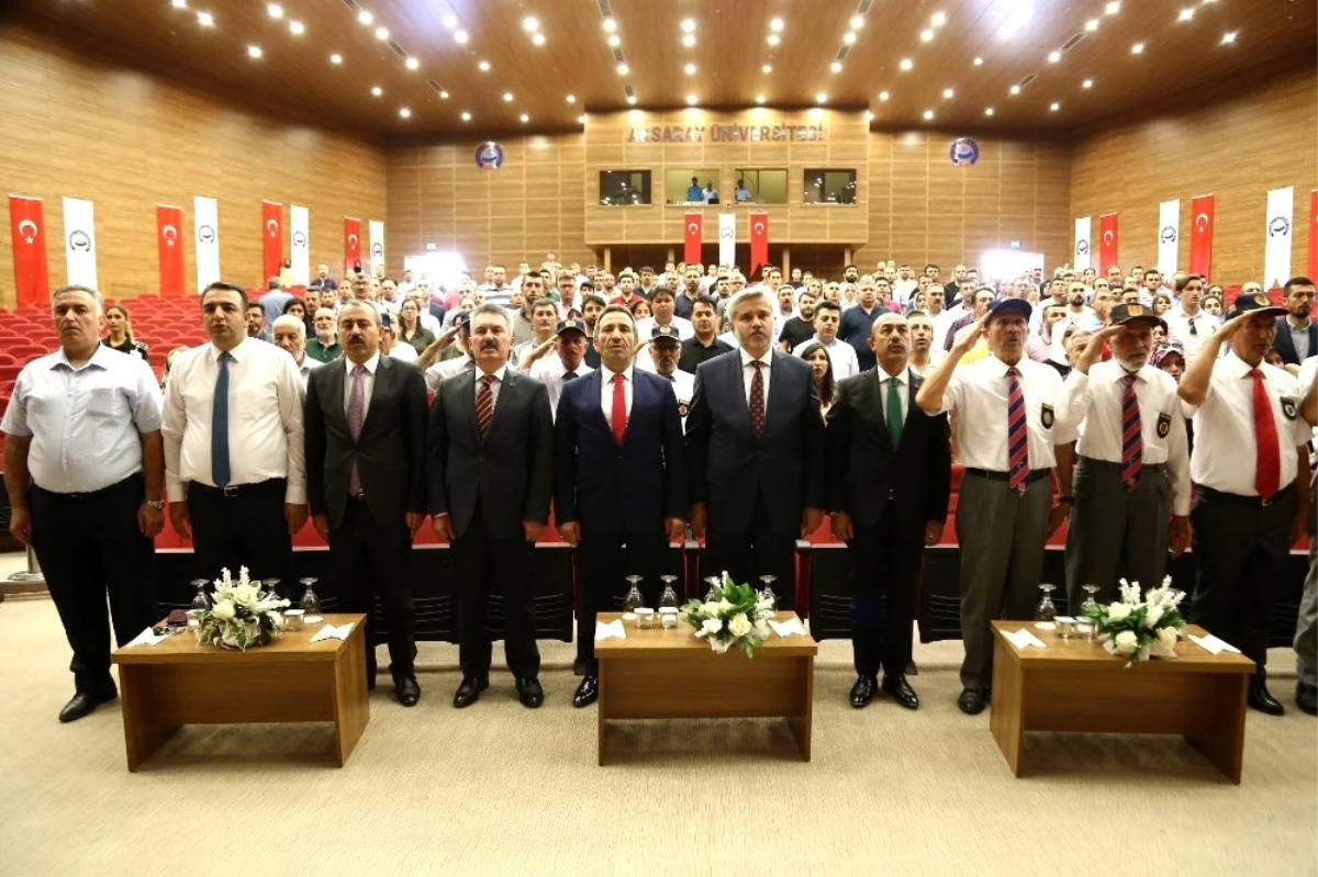 Aksaray\'da Türk siyasi hayatında darbeler ve milli egemenlik konferansı