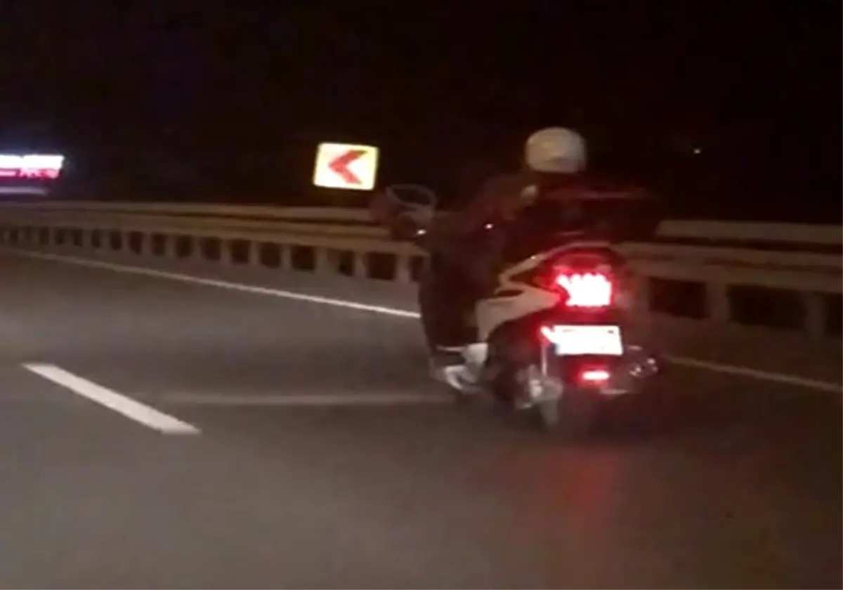 Ayaklarını direksiyona uzatarak ölümü hiçe saydı