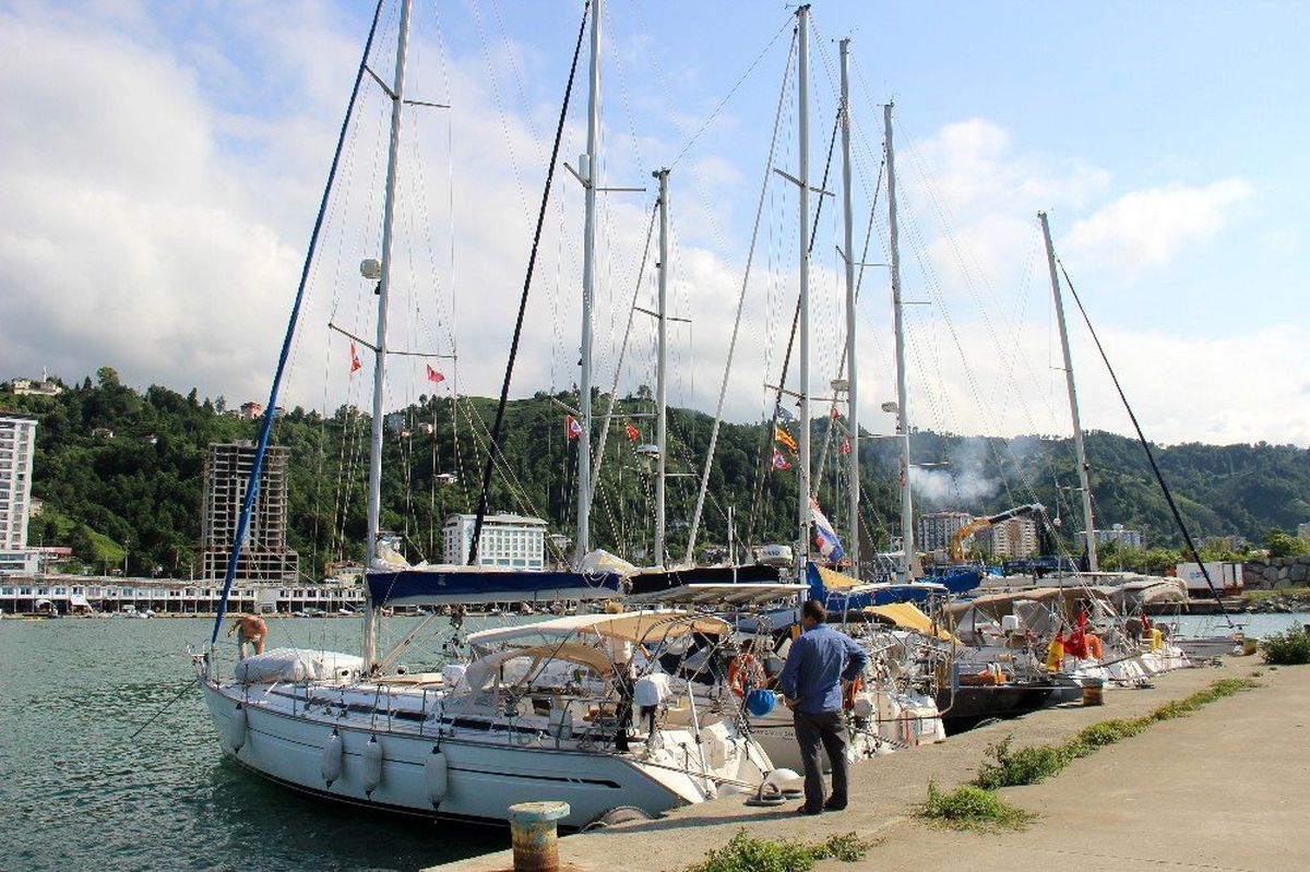 Bir efsanenin peşinden denize açıldılar