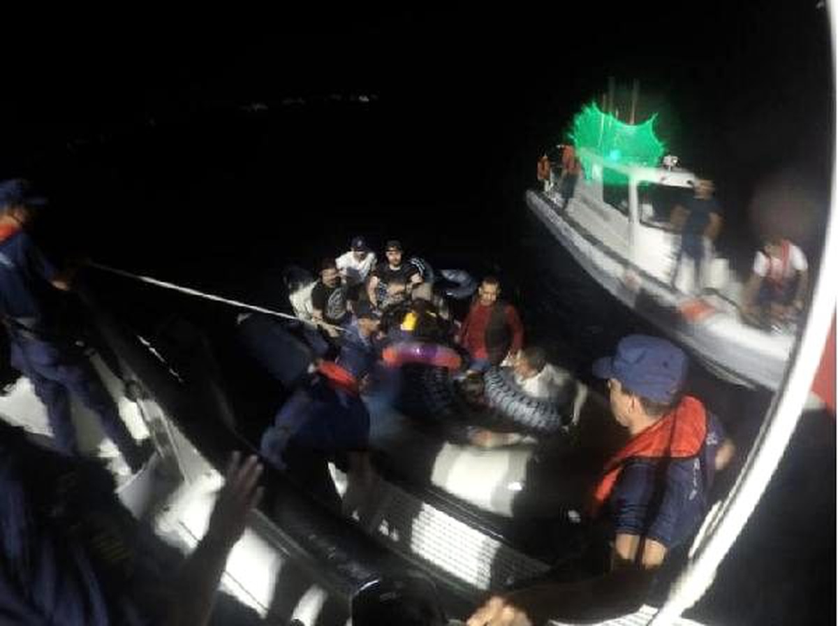 Bodrum açıklarında 10 kaçak göçmen yakalandı