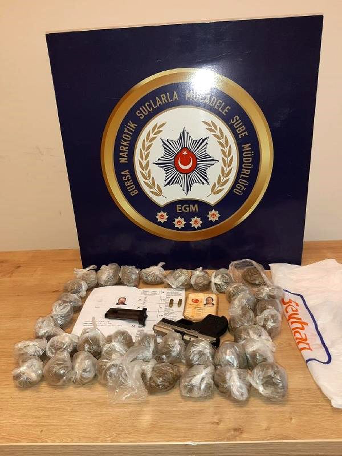 Bursa\'da uyuşturucu ticaretine 2 tutuklama