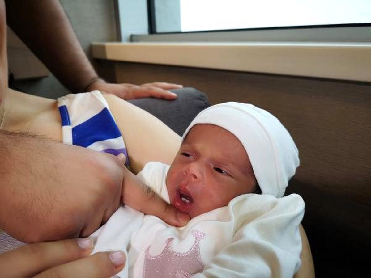 Defne bebek dişleriyle dünyaya geldi