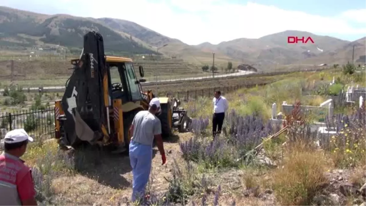 ERZURUM TERÖRİST MEZARI AÇILDI, KİMLİK TESPİTİ İÇİN DOKU ÖRNEĞİ ALINDI