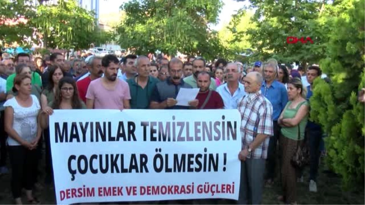 Tunceli\'de Ayaz ve Nupelda kardeşlerin ölümü protesto edildi