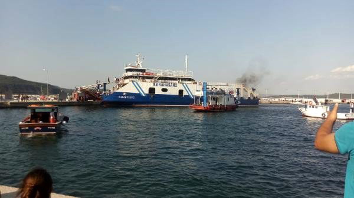 Çanakkale\'de feribotta korkutan yangın