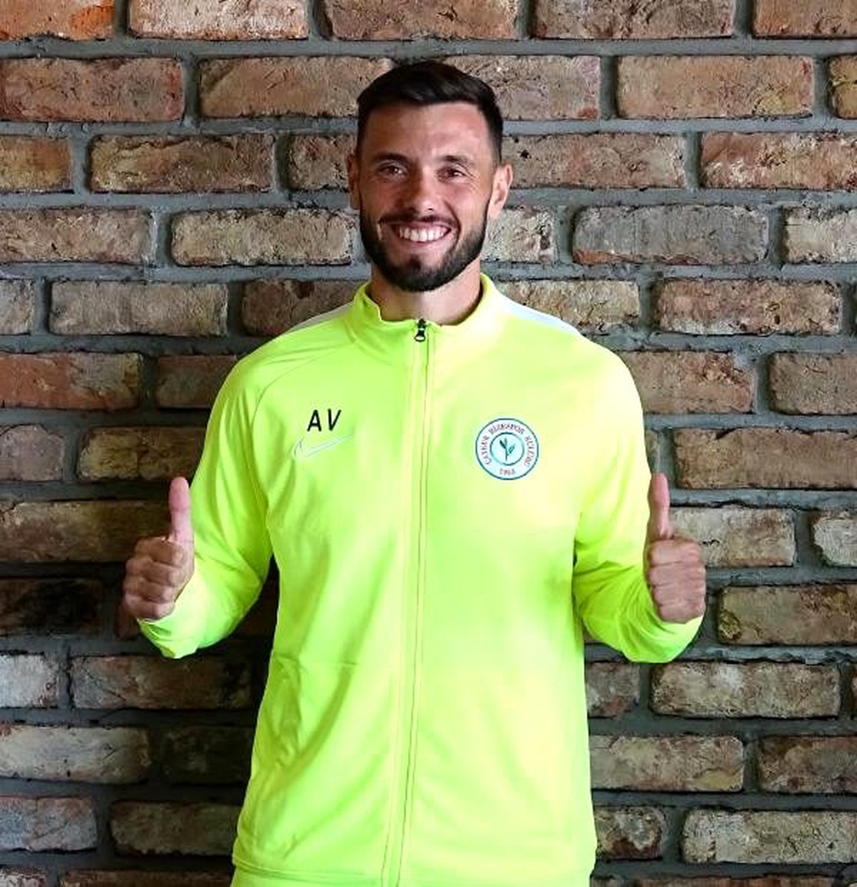 Çaykur Rizespor\'un yeni transferi Amedej Vetrih kampa katıldı