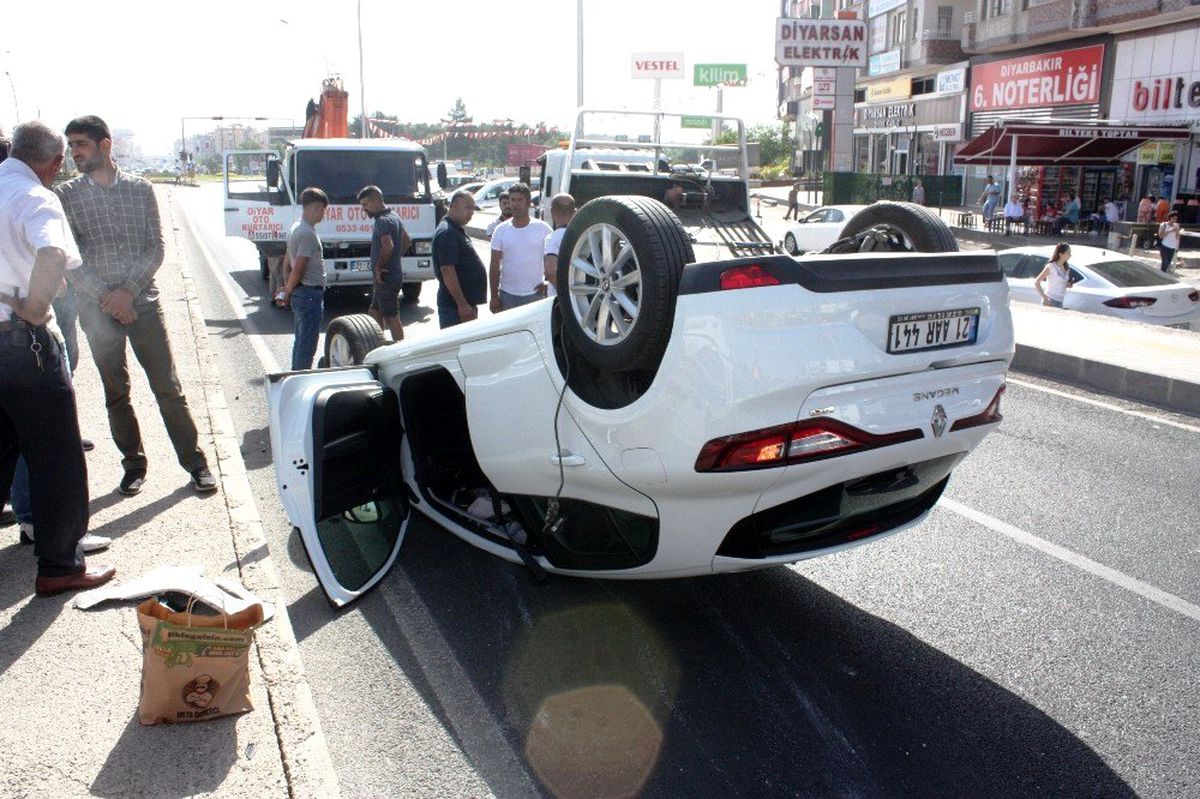 Diyarbakır\'da trafik kazası: 5 yaralı