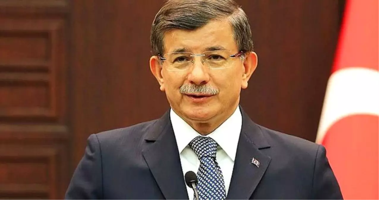 "FETÖ\'nün siyasi ayağı siz misiniz?" sorusuna Davutoğlu yanıt verdi