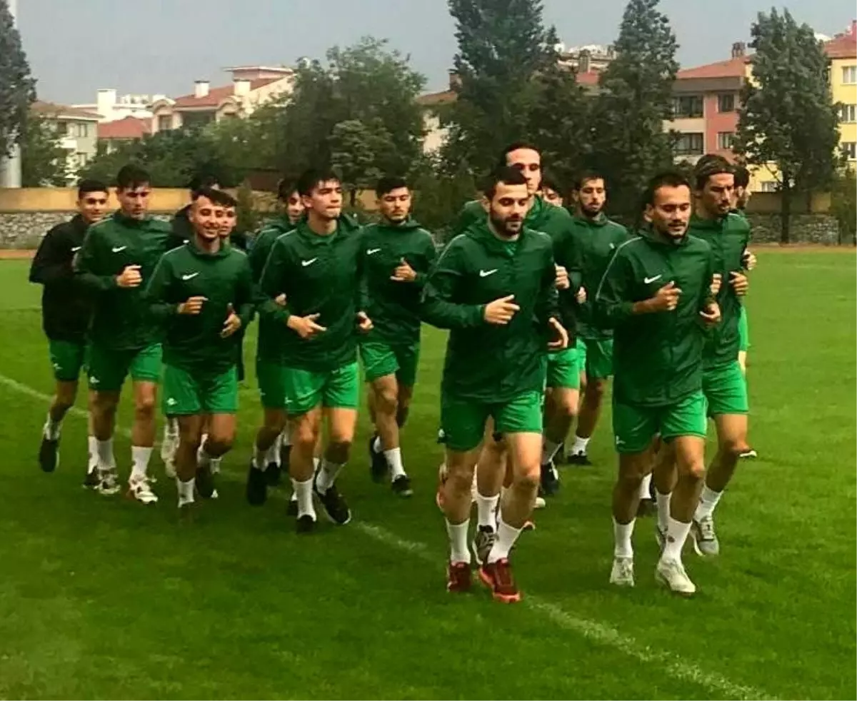 Muğlaspor sahaya indi