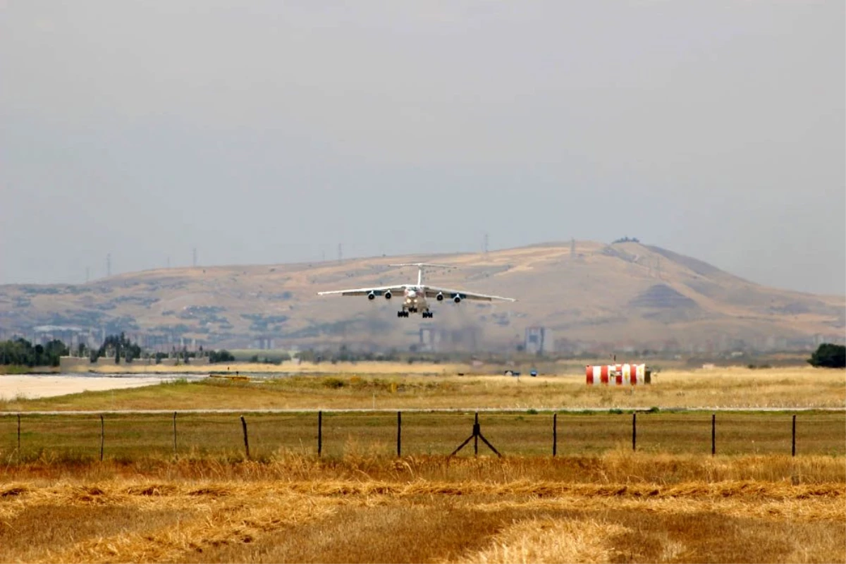 S-400 teslimatında 16\'ncı uçak Ankara\'ya indi