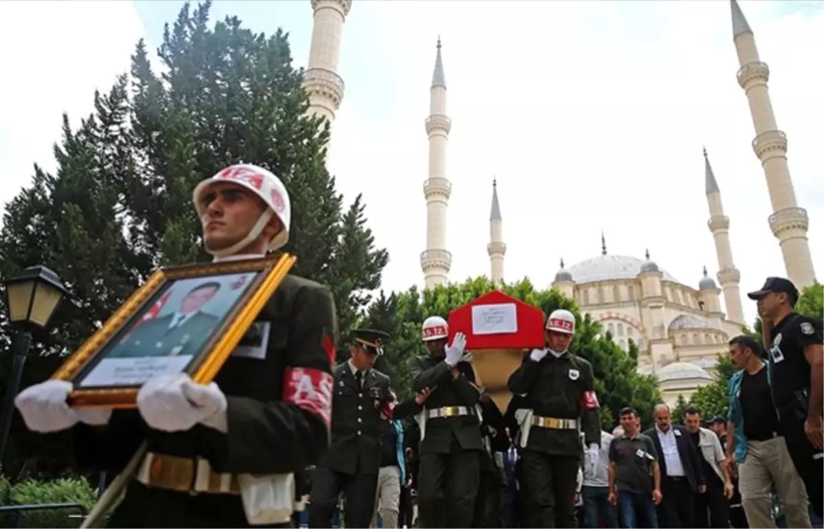 Şehit Uzman Çavuş Gökçü, son yolculuğuna uğurlandı