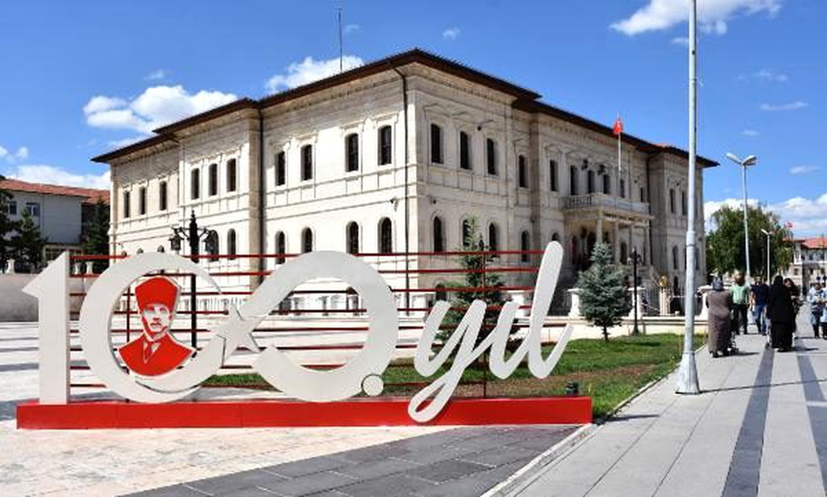 Sivas Kongresi\'nin yapıldığı müzeye 400 bin ziyaretçi bekleniyor