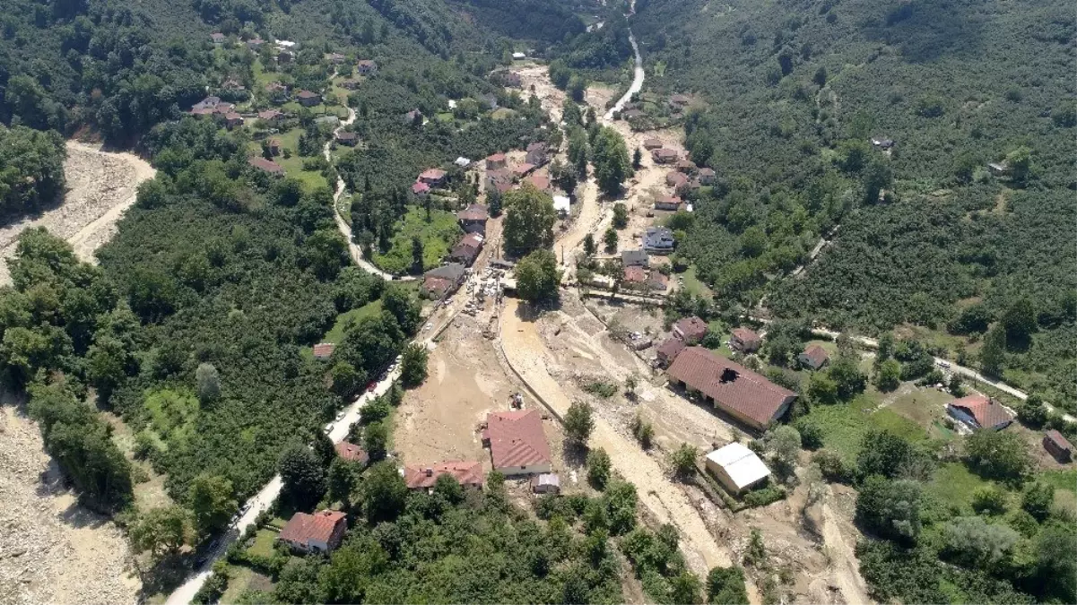 7 kişinin kaybolduğu Esmahanım Köyü\'nde yaşayan vatandaşlar felaket anını anlattı