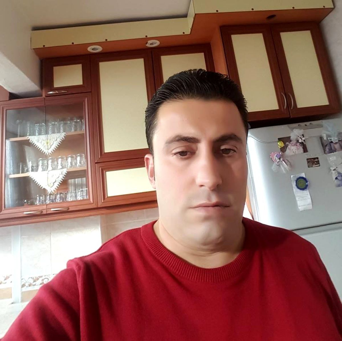 Akrabalarıyla dertleştikten sonra kendisini astı