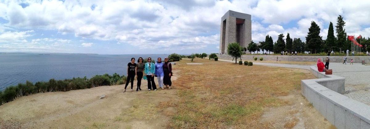 Bayanlar Çanakkale\'yi gezdi