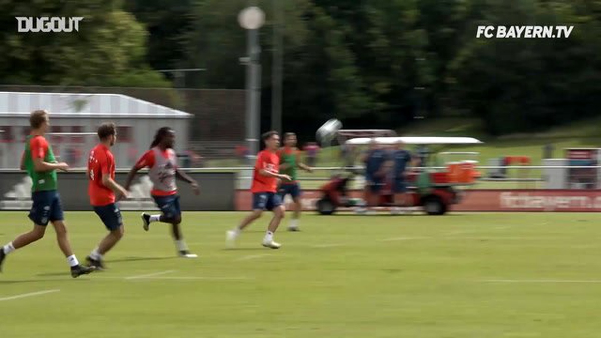 Bayern\'in En İyi 19-20 Antrenmanı Golleri # 1