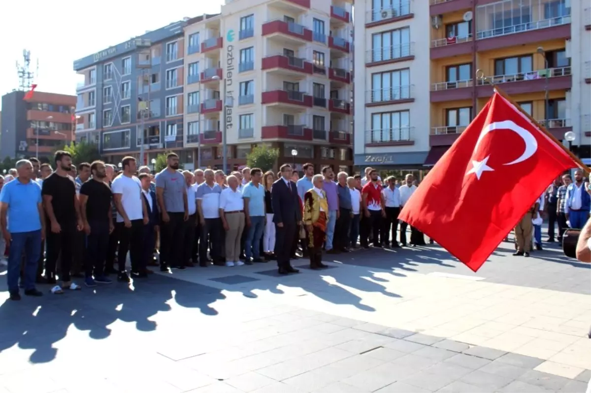 Çan Belediyesi 8. Yağlı Güreş Festivali kortej yürüyüşü ile başladı