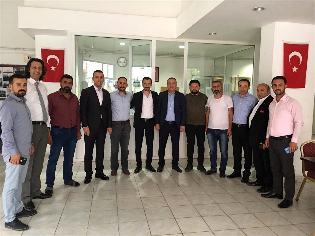Çubuk İnşaat Müteahhitleri Derneği\'den partilere ziyaret