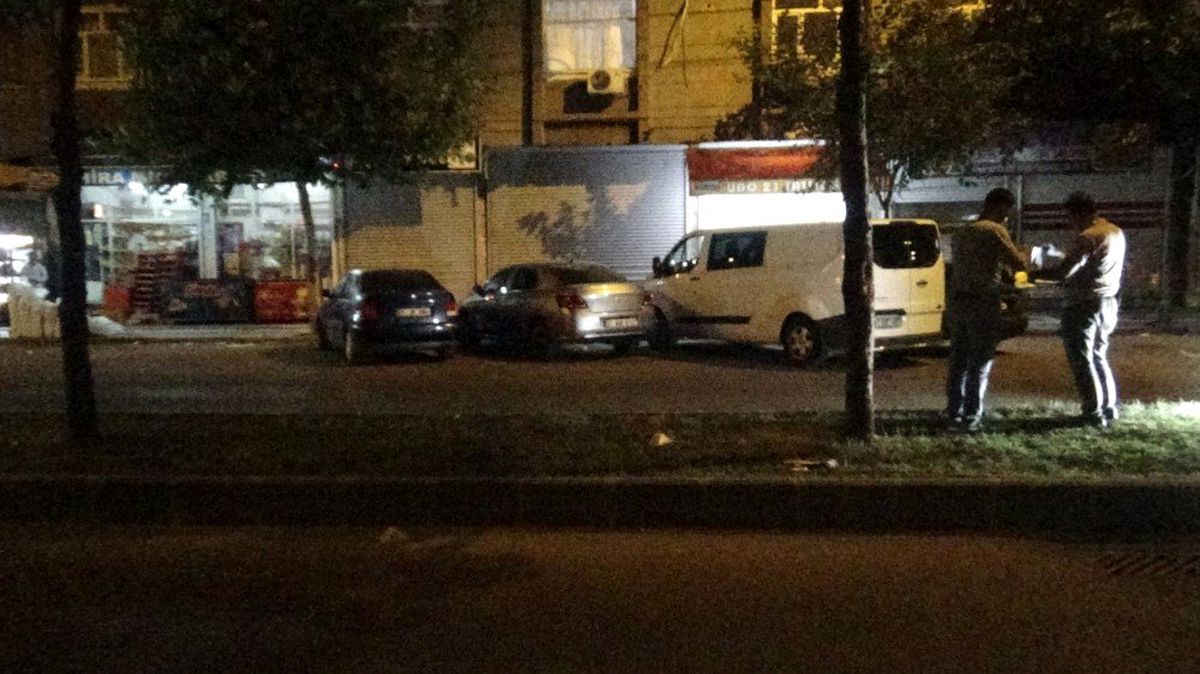Diyarbakır\'da iki grup arasında silahlı kavga: 2 yaralı