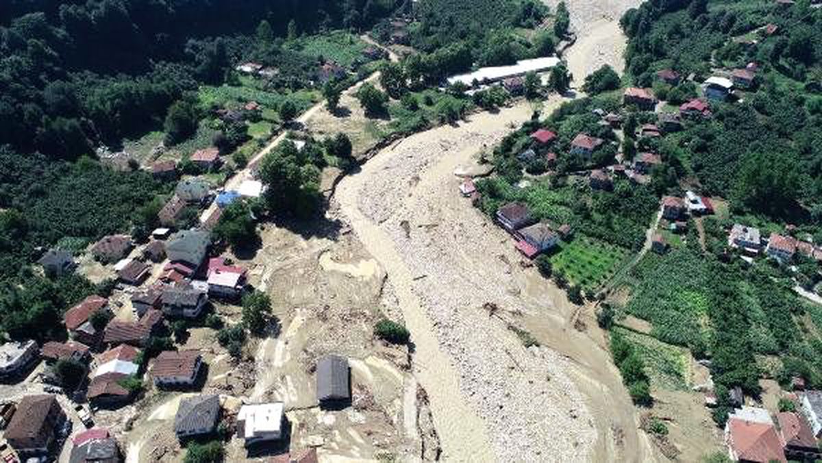 Düzce\'de selde kaybolan 7 kişiyi arama çalışmaları başladı (3)