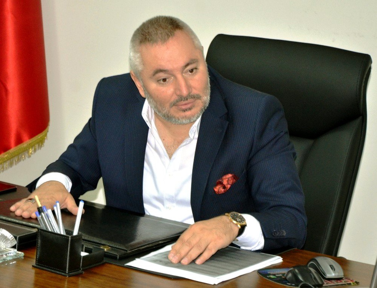 Feyzi: "Kamu çalışanlarının vatandaşlara üslup ve davranışlarında itibar suikastı var"