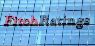 Fitch Türk bankaların kredi notunu düşürdü