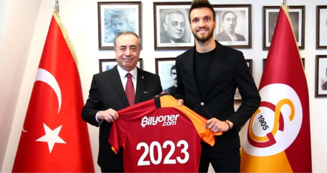 Galatasaray, Okan Kocuk\'u kadrosuna kattı