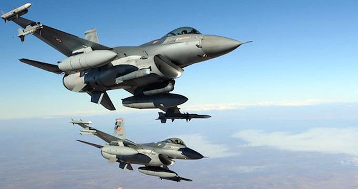 Irak\'ın kuzeyindeki Karacak bölgesinde bulunan teröristlerin üssü vuruldu