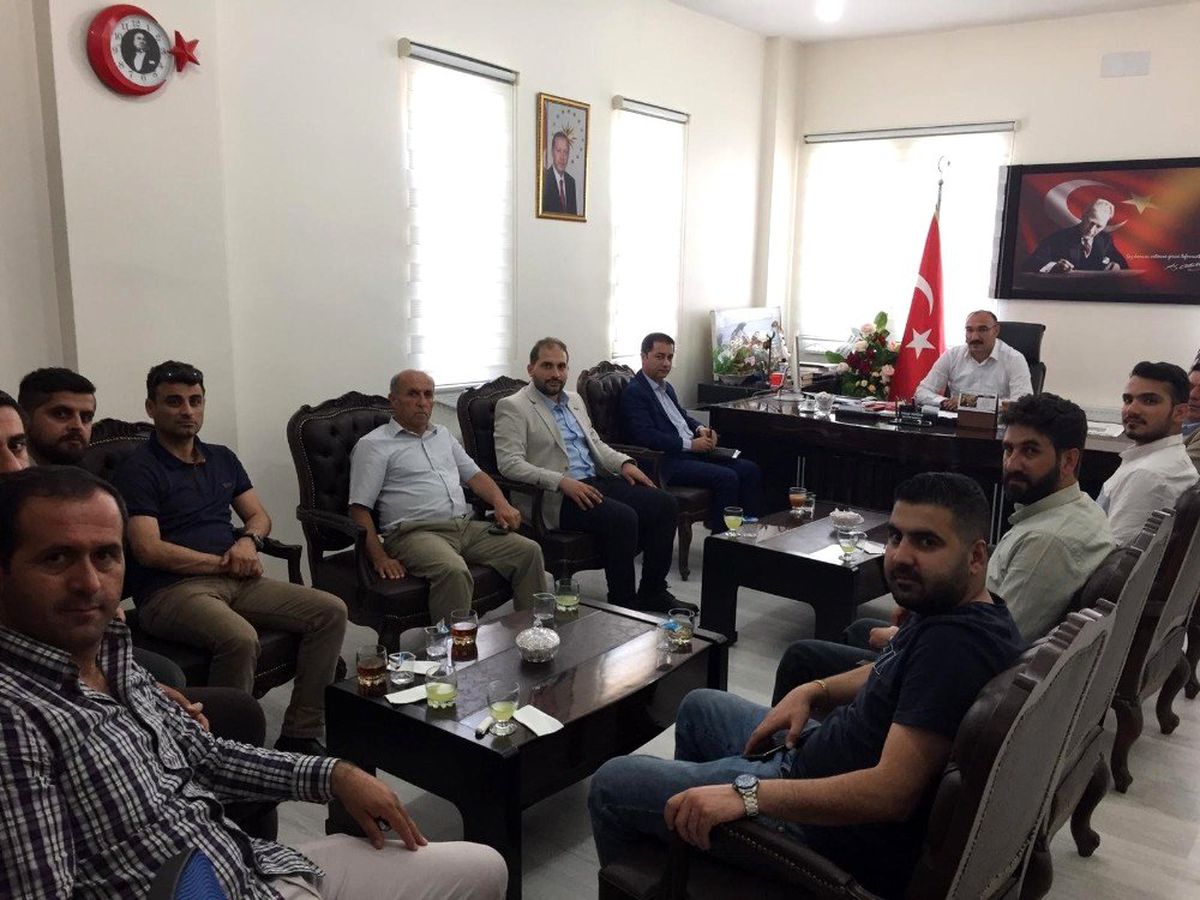 Iraklı turizmcilerden Başkan Dündar\'a ziyaret