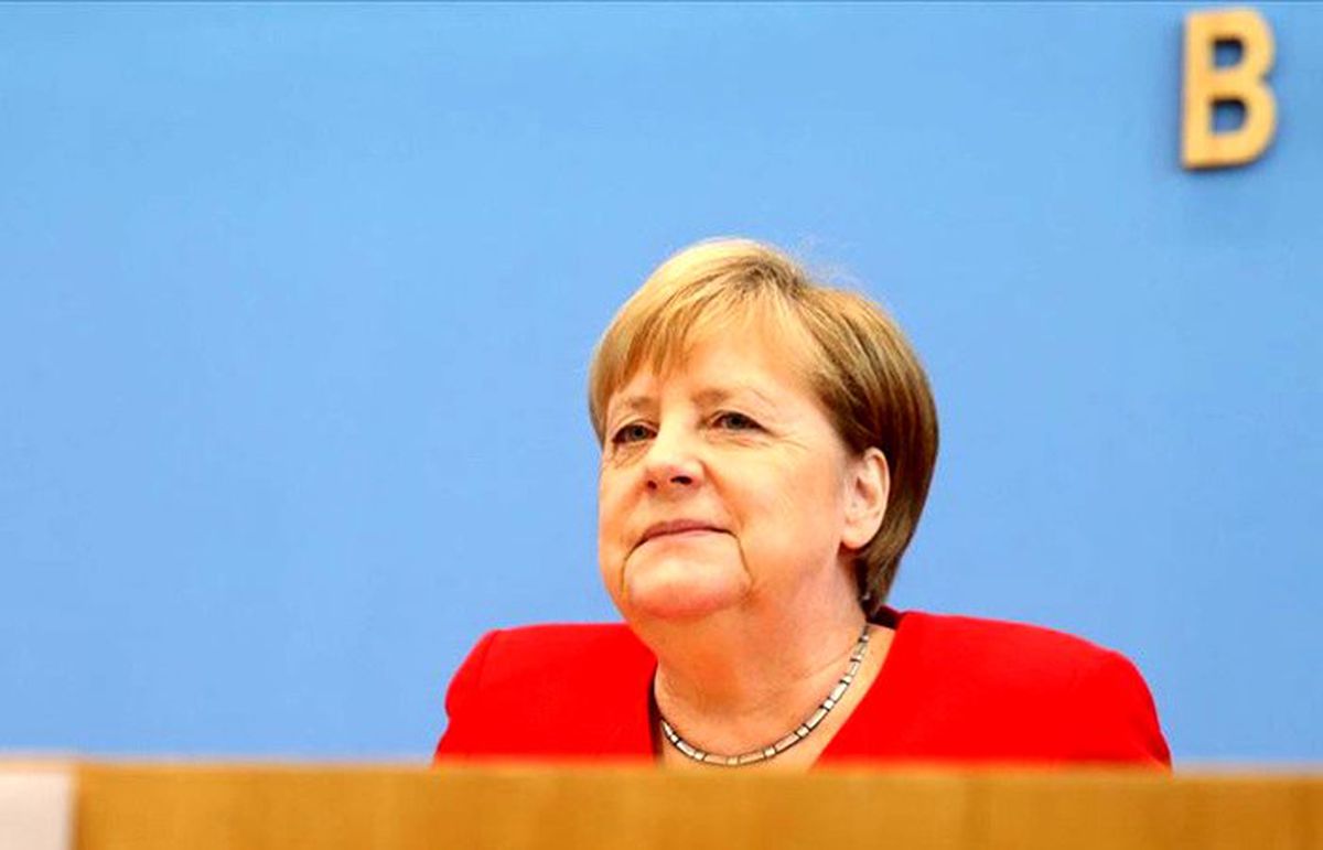 Merkel: Diplomatik girişimleri önemli buluyorum