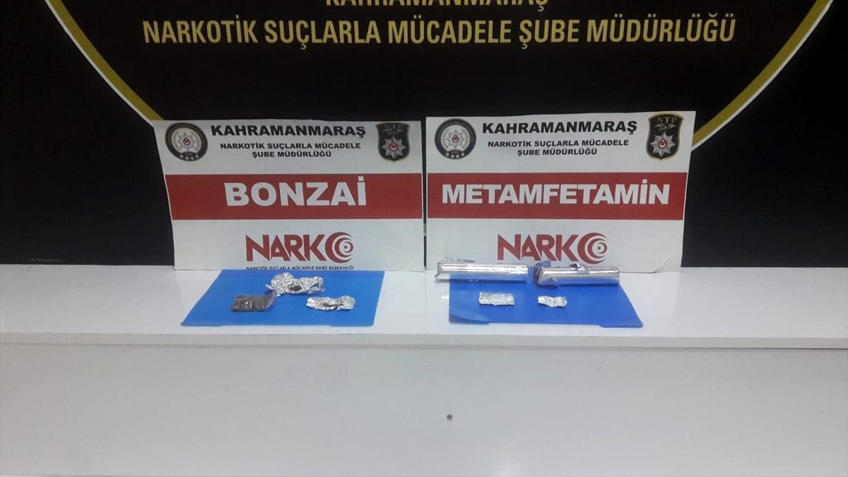 Poşetle uyuşturucu satan kişi tutuklandı