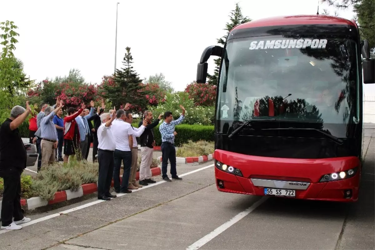 Samsunspor kamp için Bolu\'ya gitti