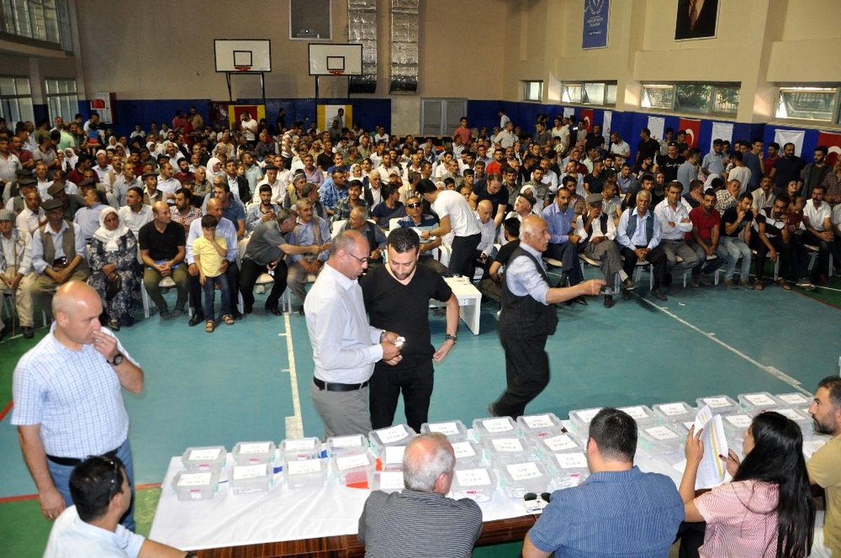 Şırnak\'ta terör mağdurları için yapılan konutların kurası çekildi