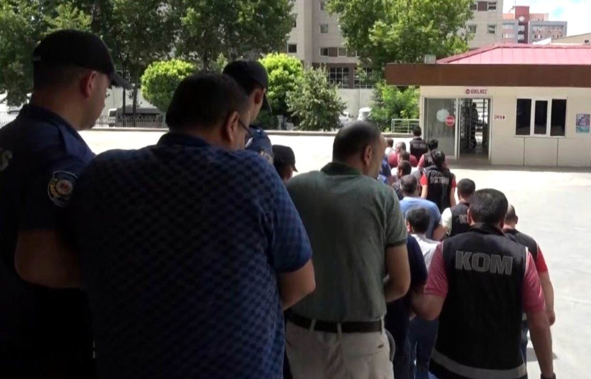 Tefecilik operasyonunda 9 gözaltı