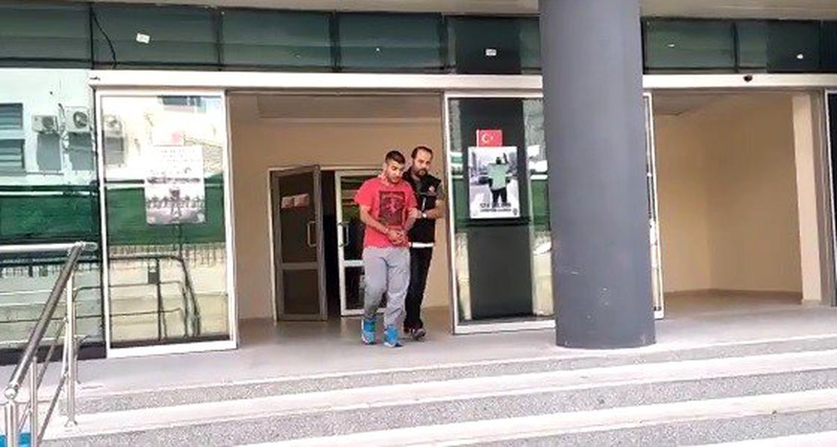 5 kilo bonzai ile yakalandı