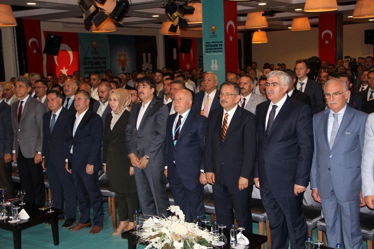 AK Parti Genel Başkan Yardımcısı Özhaseki, Erzurum\'da