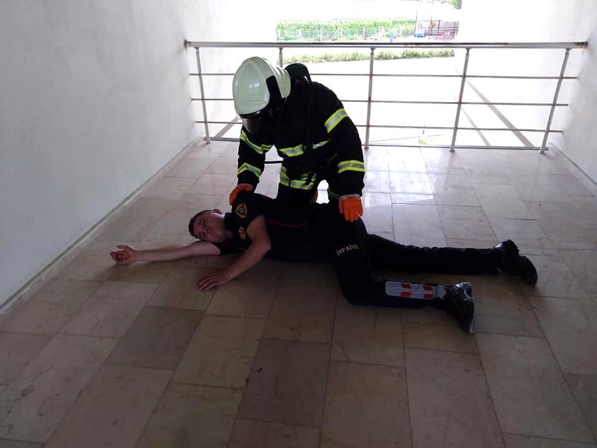 Ateş avcıları eğitimden geçiyor