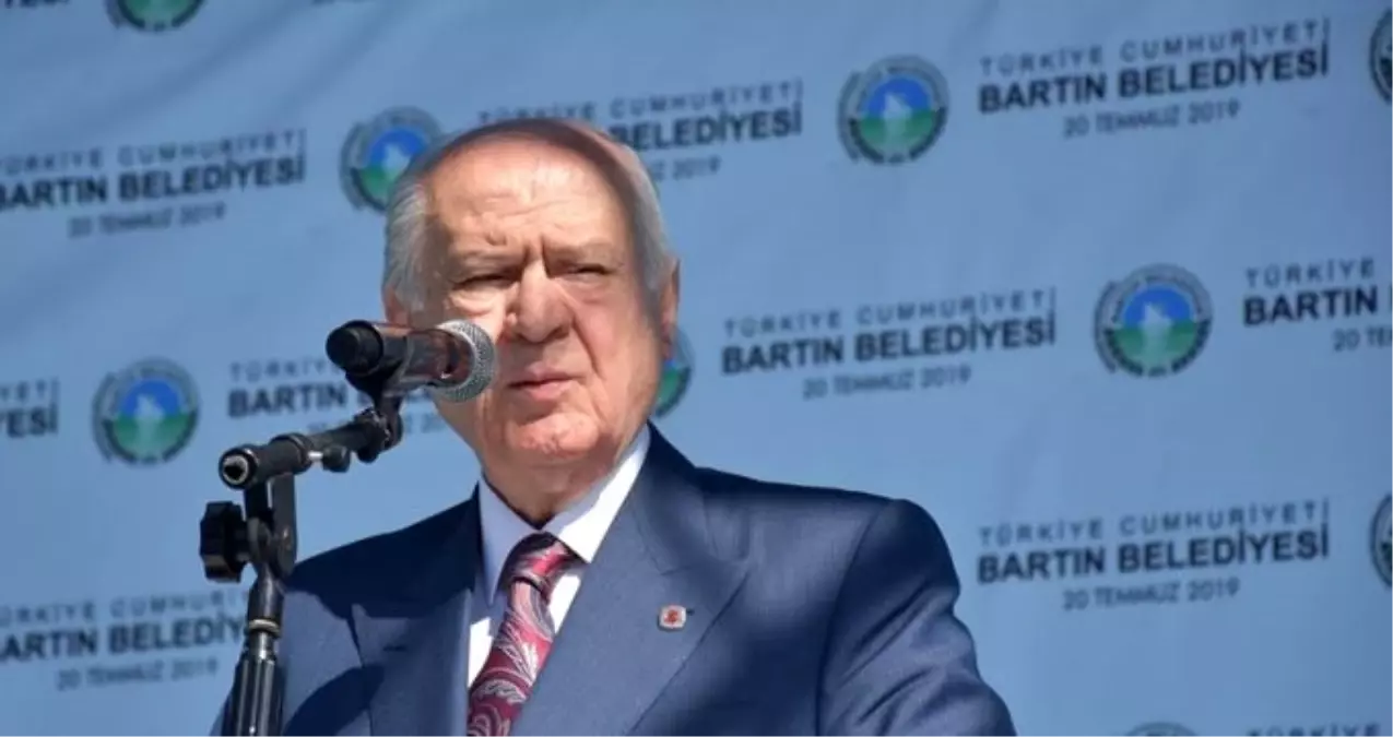 MHP lideri Bahçeli\'den Davutoğluna sert çıkış: Nifak aşılamakla meşgul