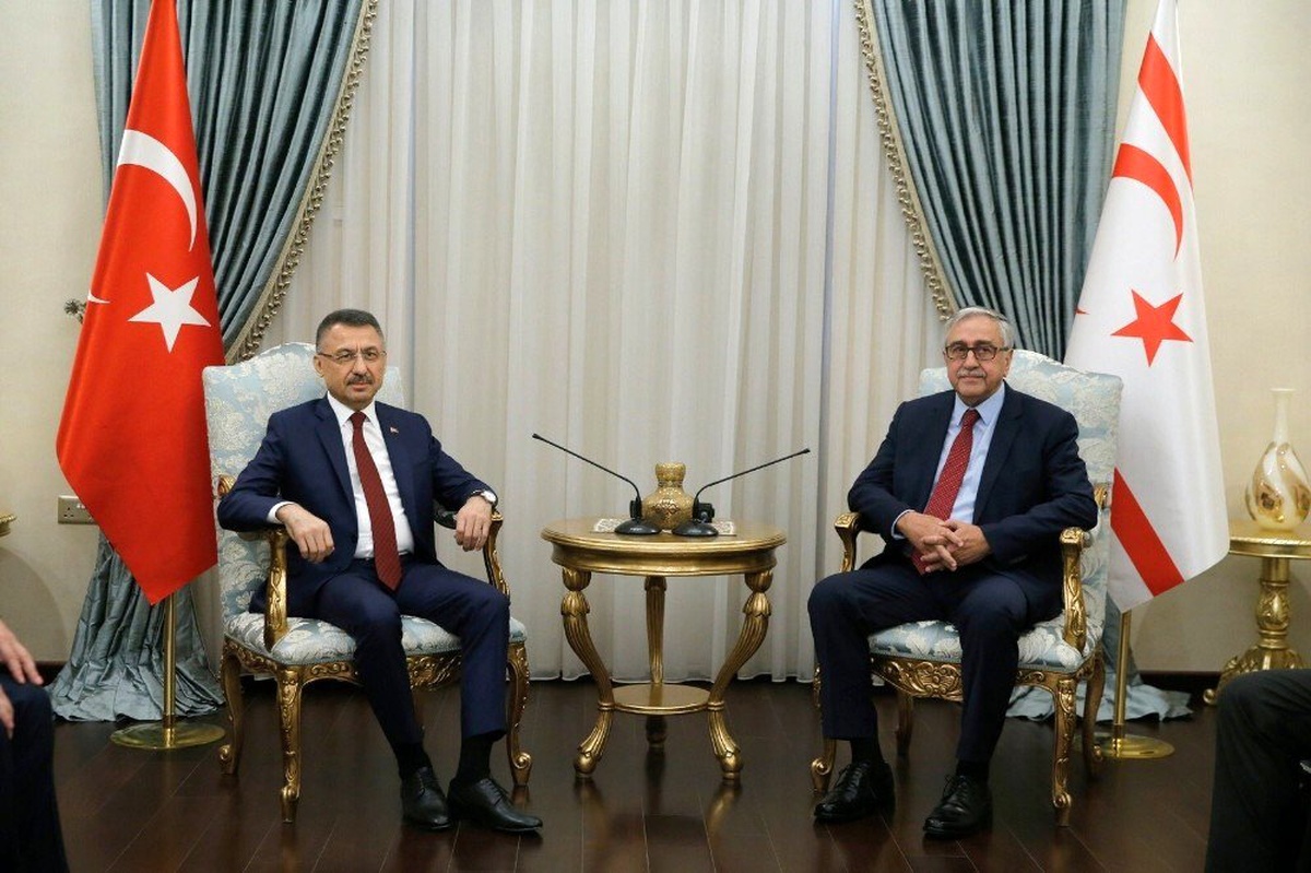 Cumhurbaşkanı Yardımcısı Oktay, KKTC Cumhurbaşkanı Akıncı ile Görüştü