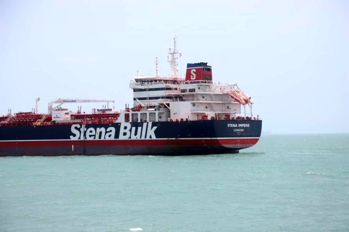 İran\'ın alıkoyduğu İngiliz petrol tankeri mürettebatının milliyetleri açıklandı