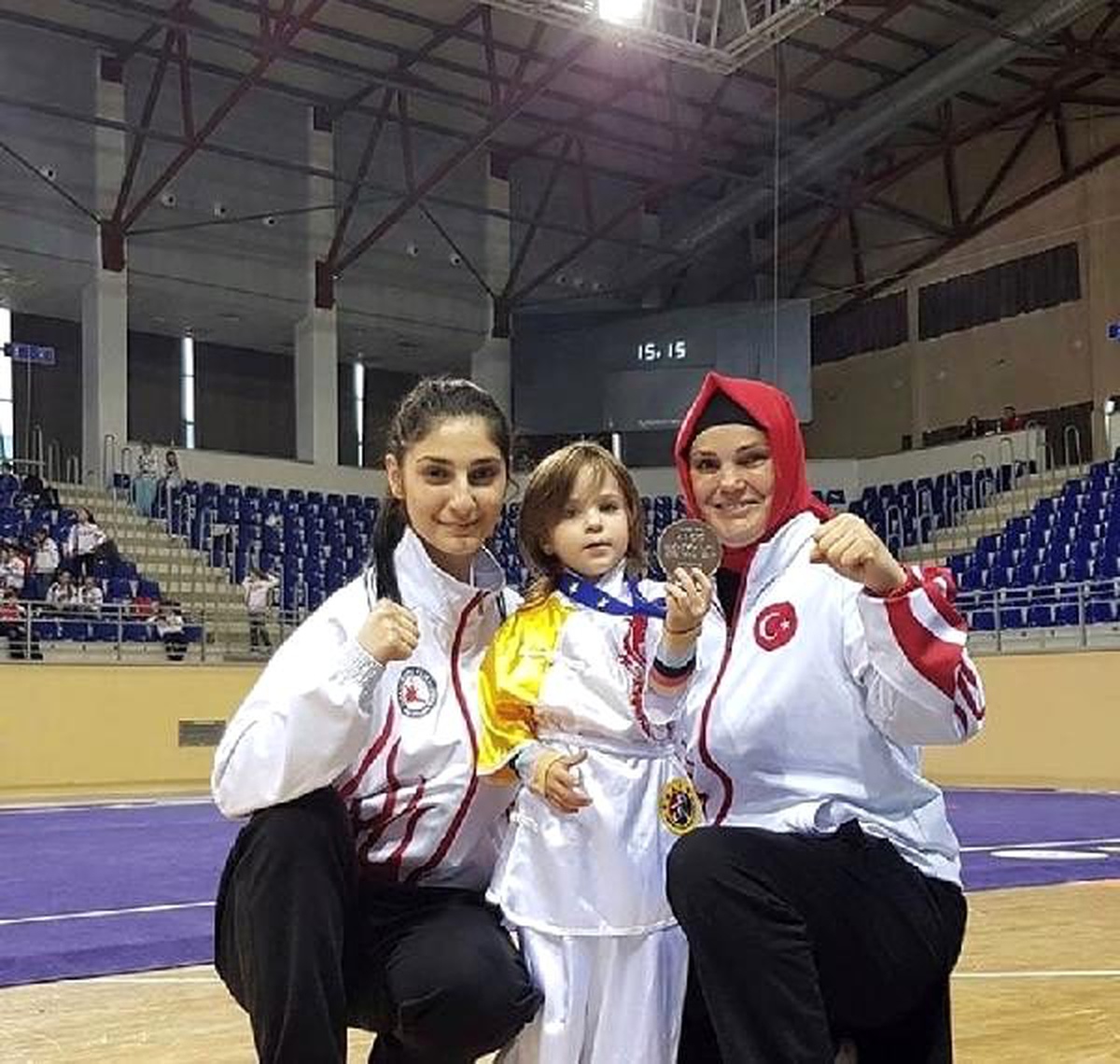 İşine son verildiğini sosyal medyadan öğrendi!