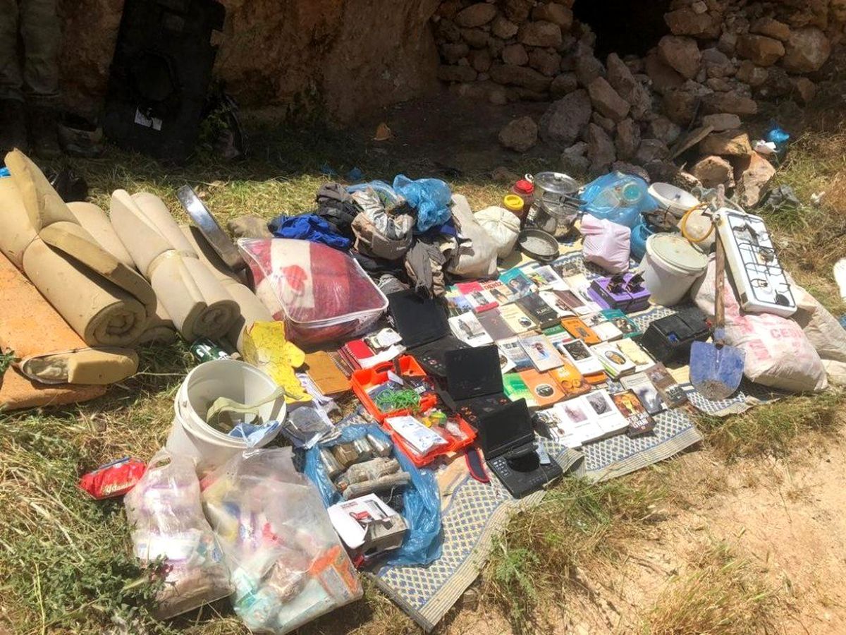 Jandarma ve emniyet birimlerinden terör örgütü PKK\'ya ağır darbe