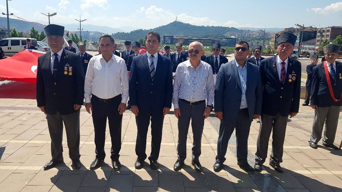 Karabük\'te Kıbrıs Barış Harekatı\'nın 45. yıl dönümü için tören düzenlendi