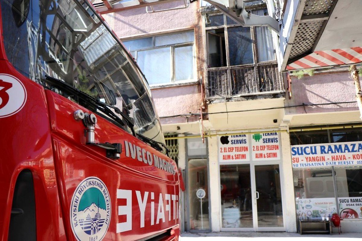 Kayseri İtfaiyesi 6 ayda 2 bin 443 olaya müdahale etti