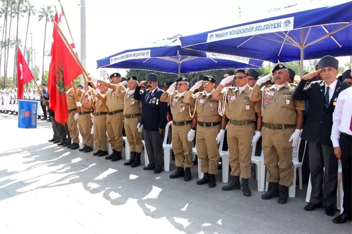 KKTC Barış ve Özgürlük Bayramı, Mersin\'de coşkuyla kutlandı