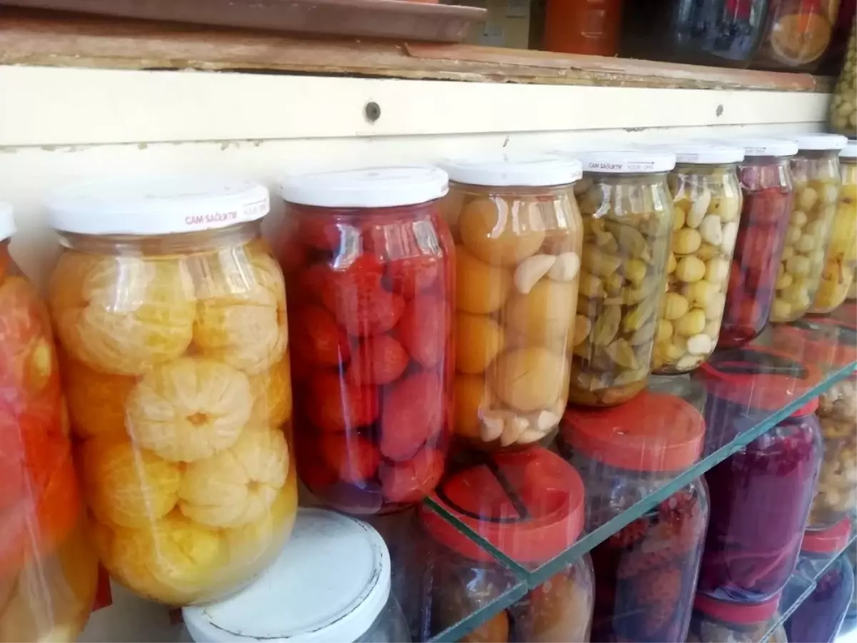 Kozalağın turşusunu kurdu