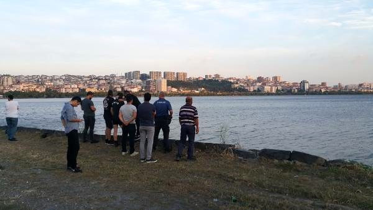 Küçükçekmece Gölü\'nde ceset ihbarı polisi harekete geçirdi